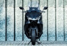 Yamaha TMAX 2025