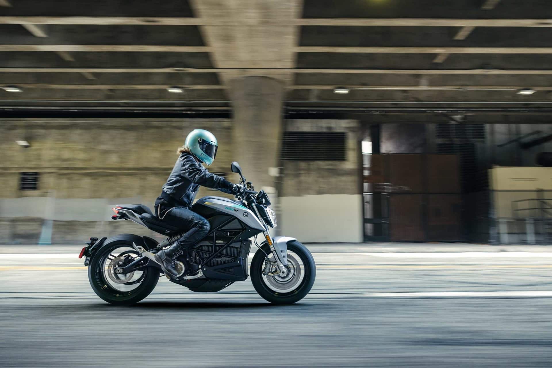 La compañía aseguradora RibéSalat se convierte en partner oficial de Zero Motorcycles en España