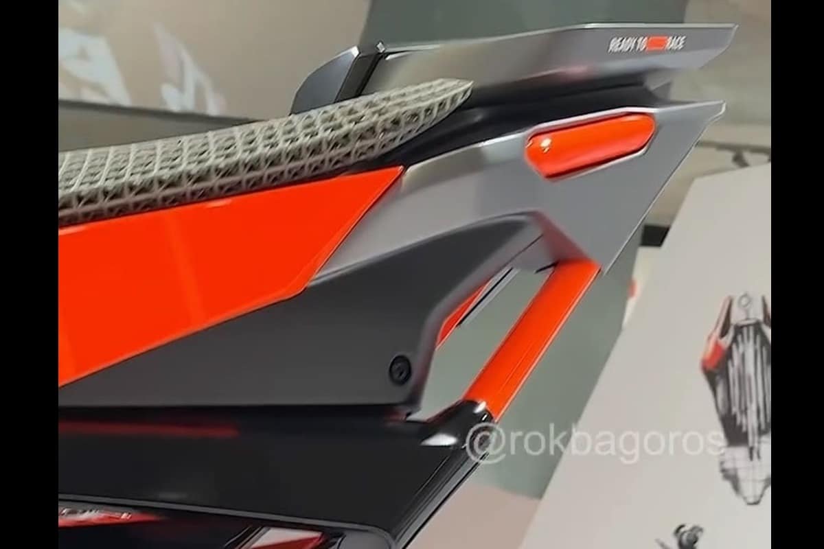 Primeras imágenes de la KTM E-Duke: Podría estar mucho más cerca de lo que pensábamos