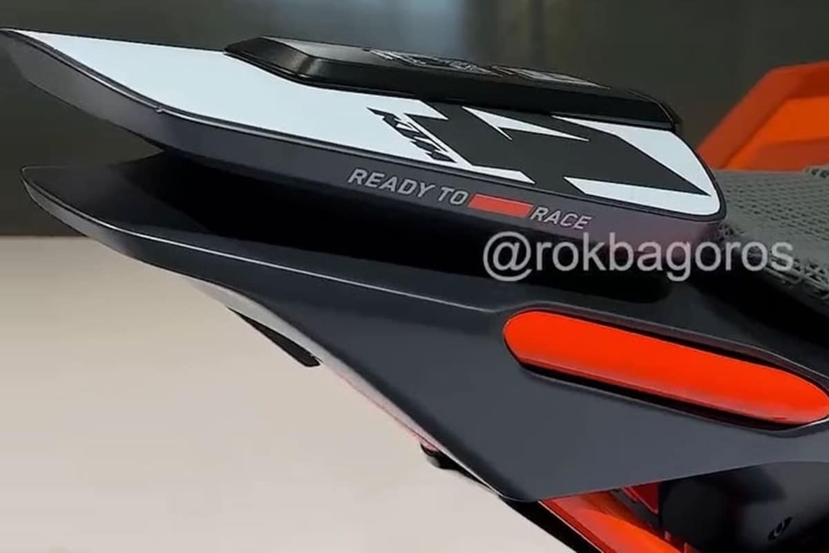 Primeras imágenes de la KTM E-Duke: Podría estar mucho más cerca de lo que pensábamos