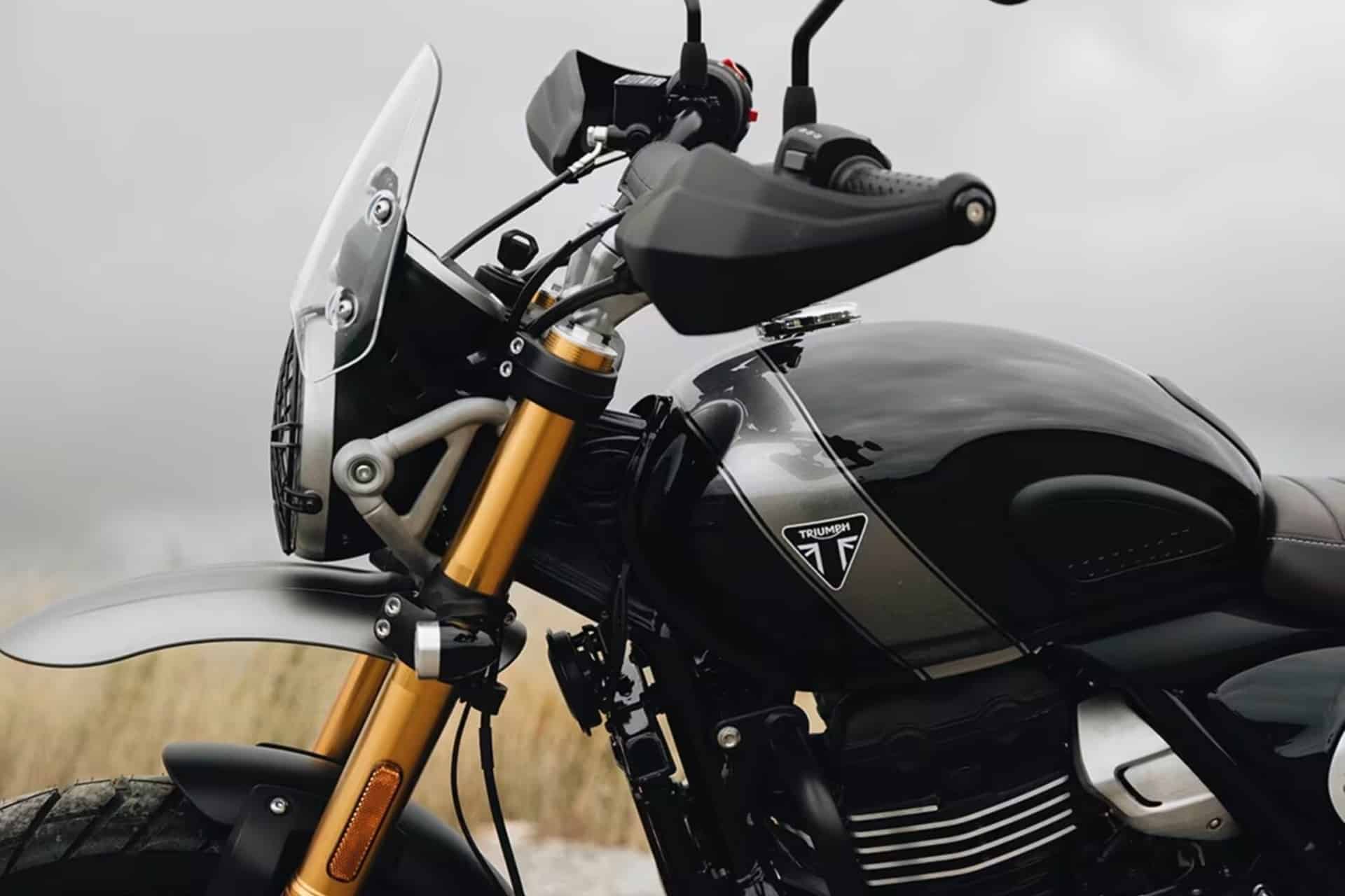 Últimos detalles de la Triumph Scrambler 400 XC antes de su lanzamiento oficial