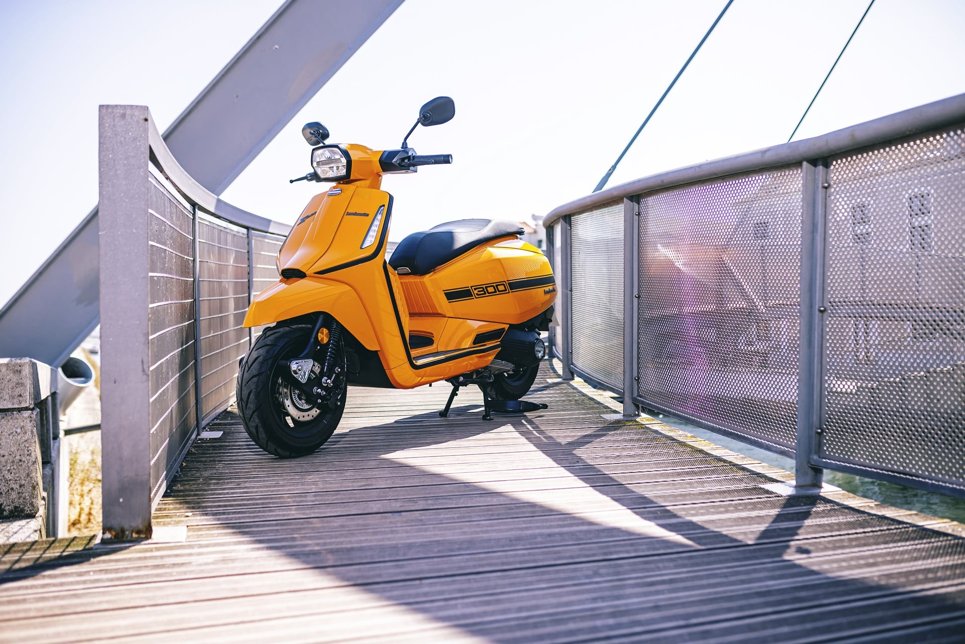 Lambretta amplía su gama 2025 con la nueva X300 GT
