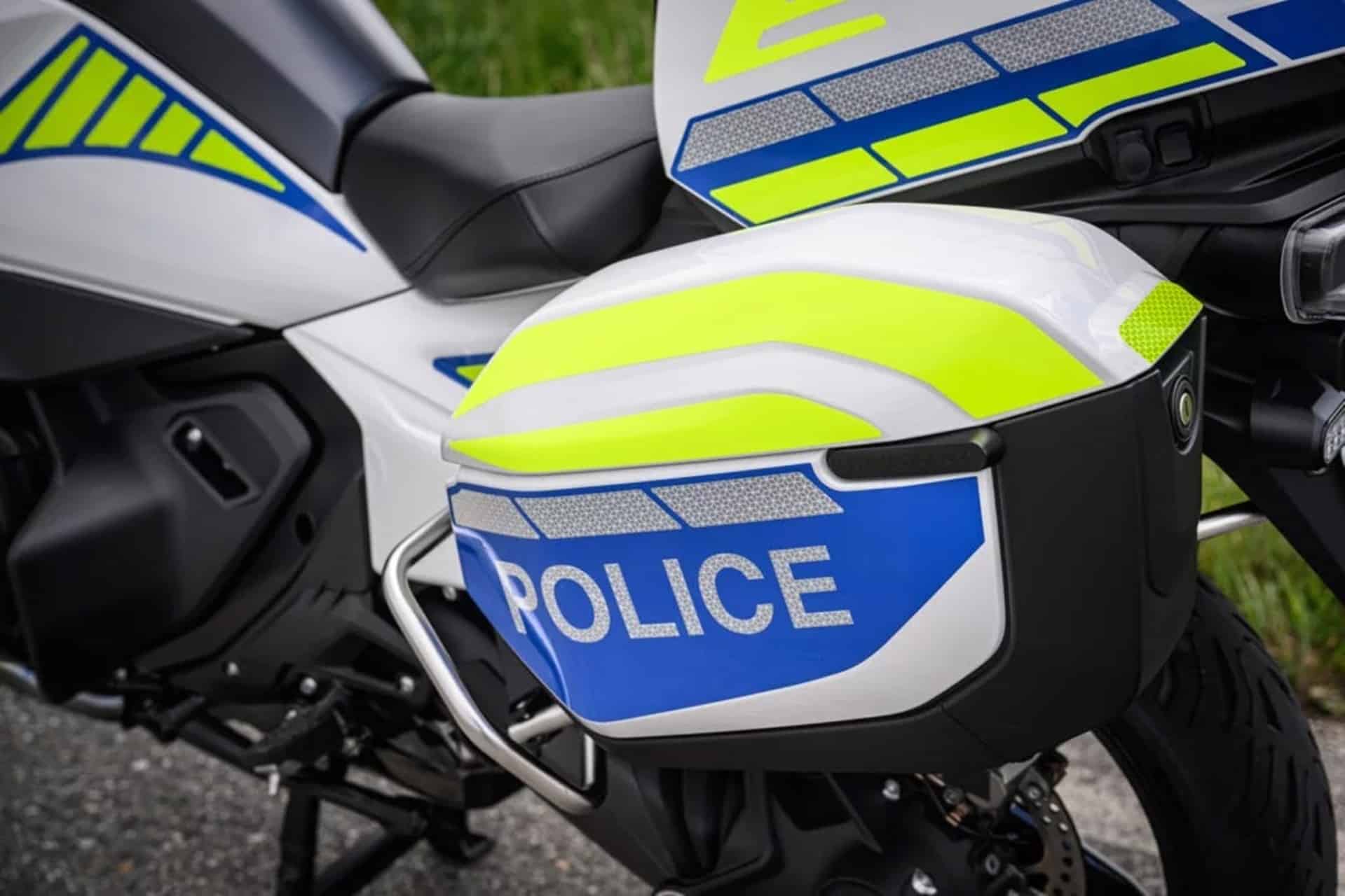 BMW R 1300 RT-P 2025: La marca alemana presenta la versión policial de su nueva Touring de altos vuelos