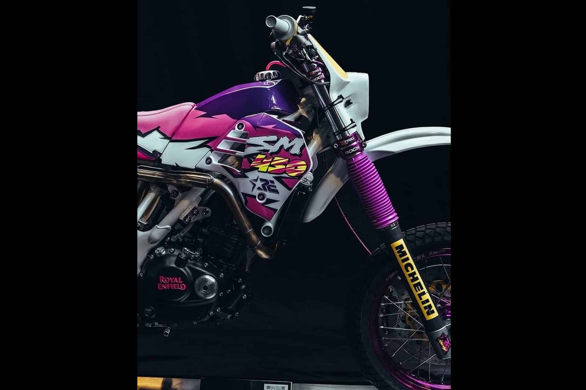 SM450 Urban Guerrilla: Como convertir una naked neo-retro en una llamativa y colorida supermotard