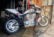“Preparaciones bizarras a la venta”: Victory V92SC Sport Cruiser de 2001