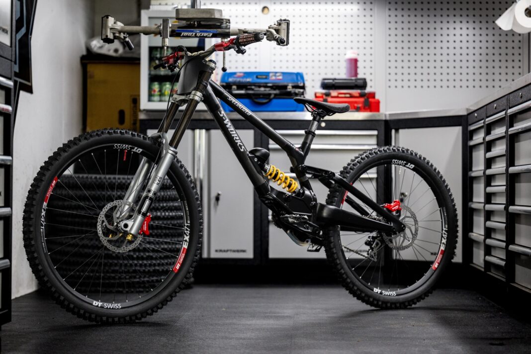 Brembo extiende su tecnología al mundo de la MTB en colaboración con Specialized Gravity