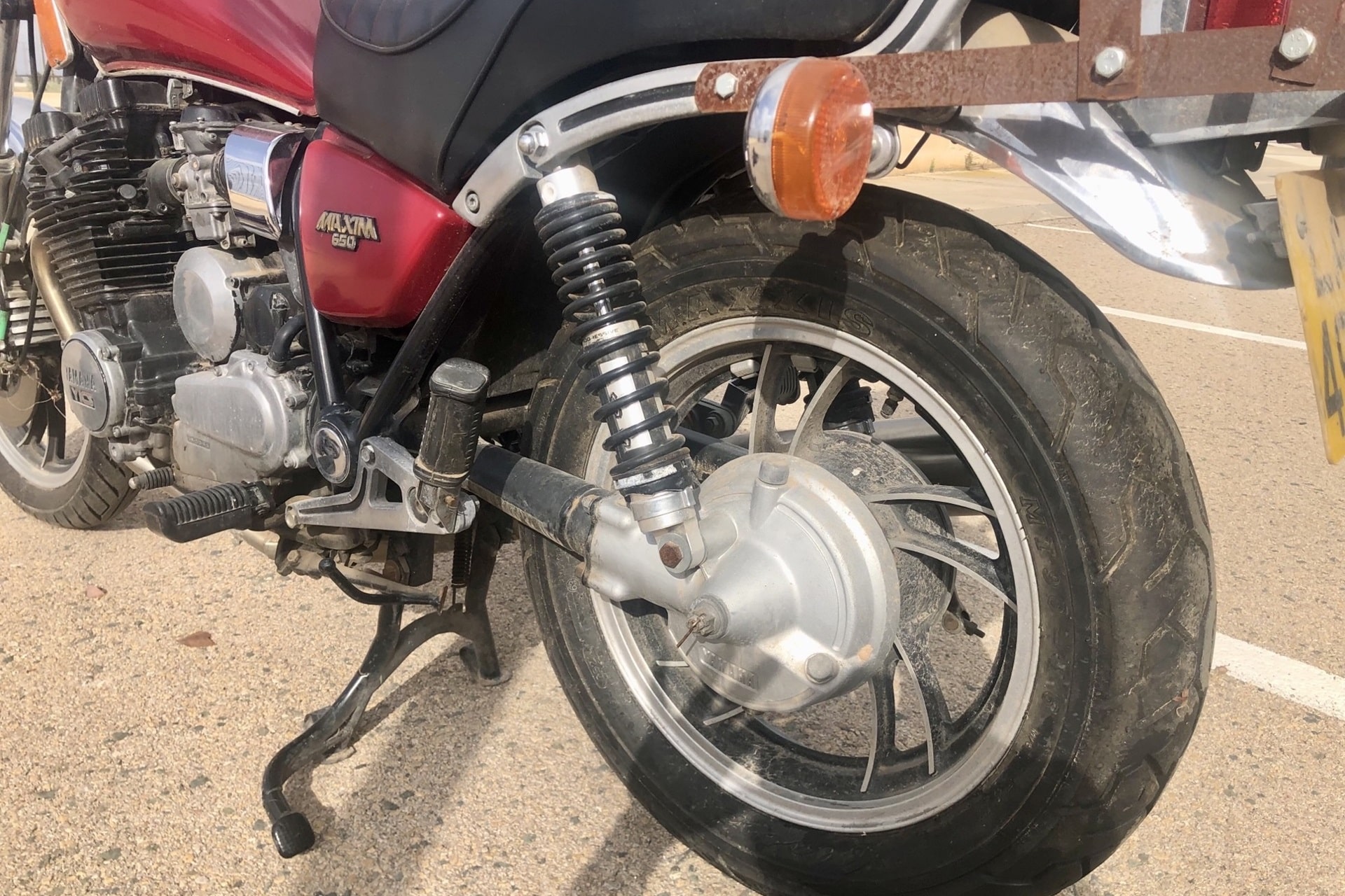 Avistamientos Old School: Yamaha Maxim 650 de 1980