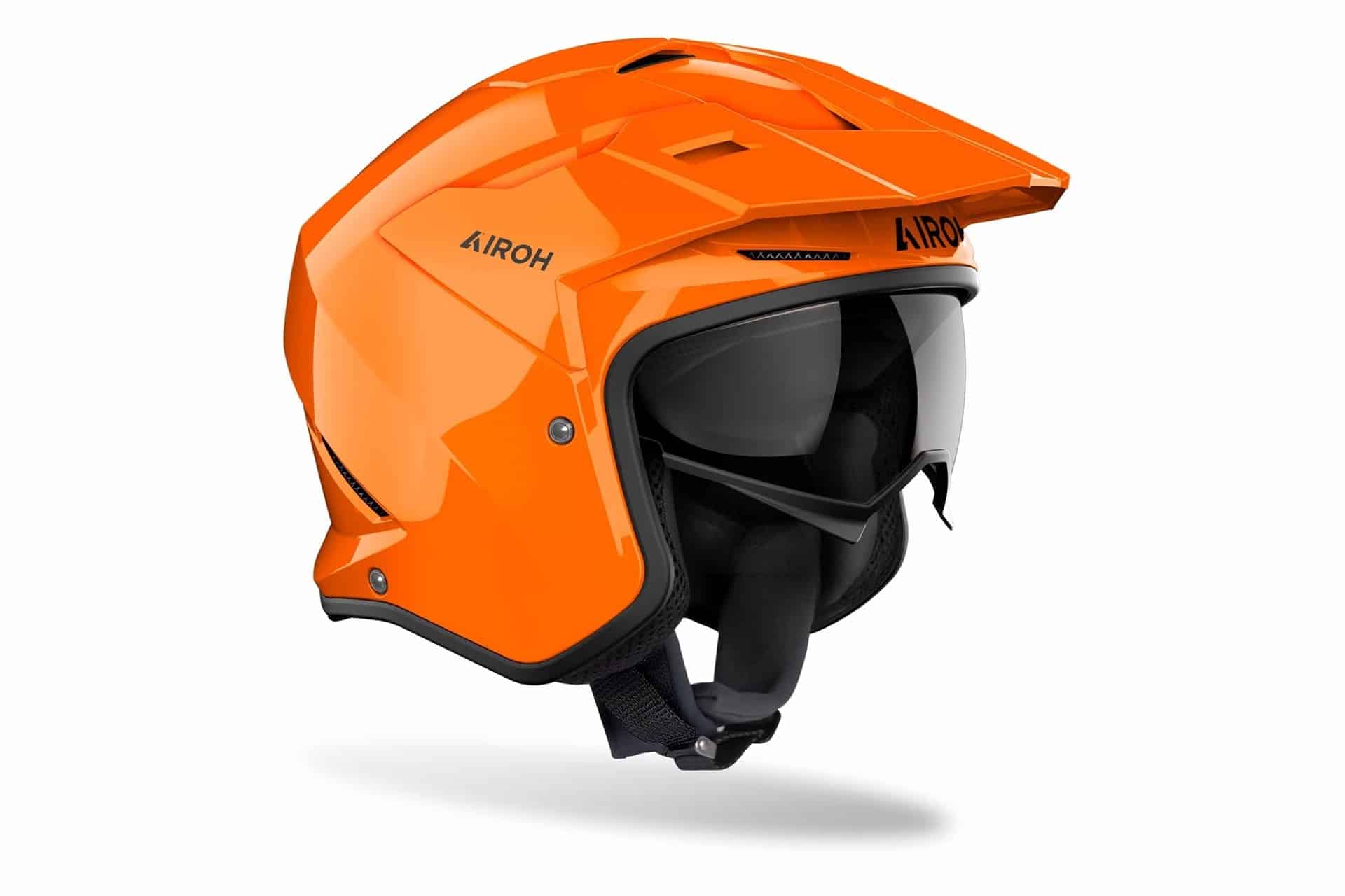 Airoh Kombakt 2025: El nuevo casco jet ideal para moverse entre el tráfico urbano