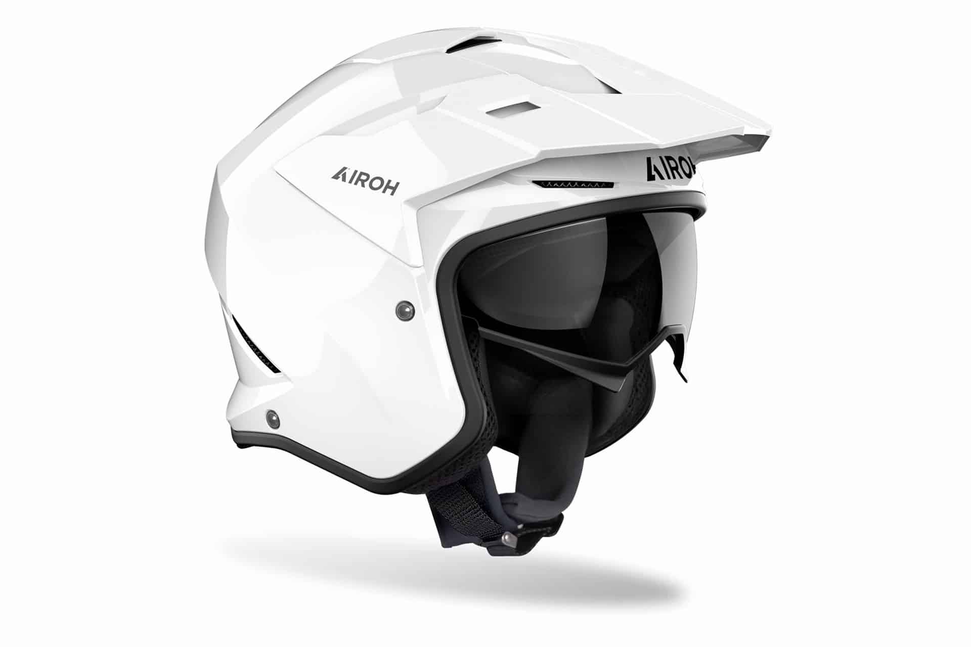 Airoh Kombakt 2025: El nuevo casco jet ideal para moverse entre el tráfico urbano