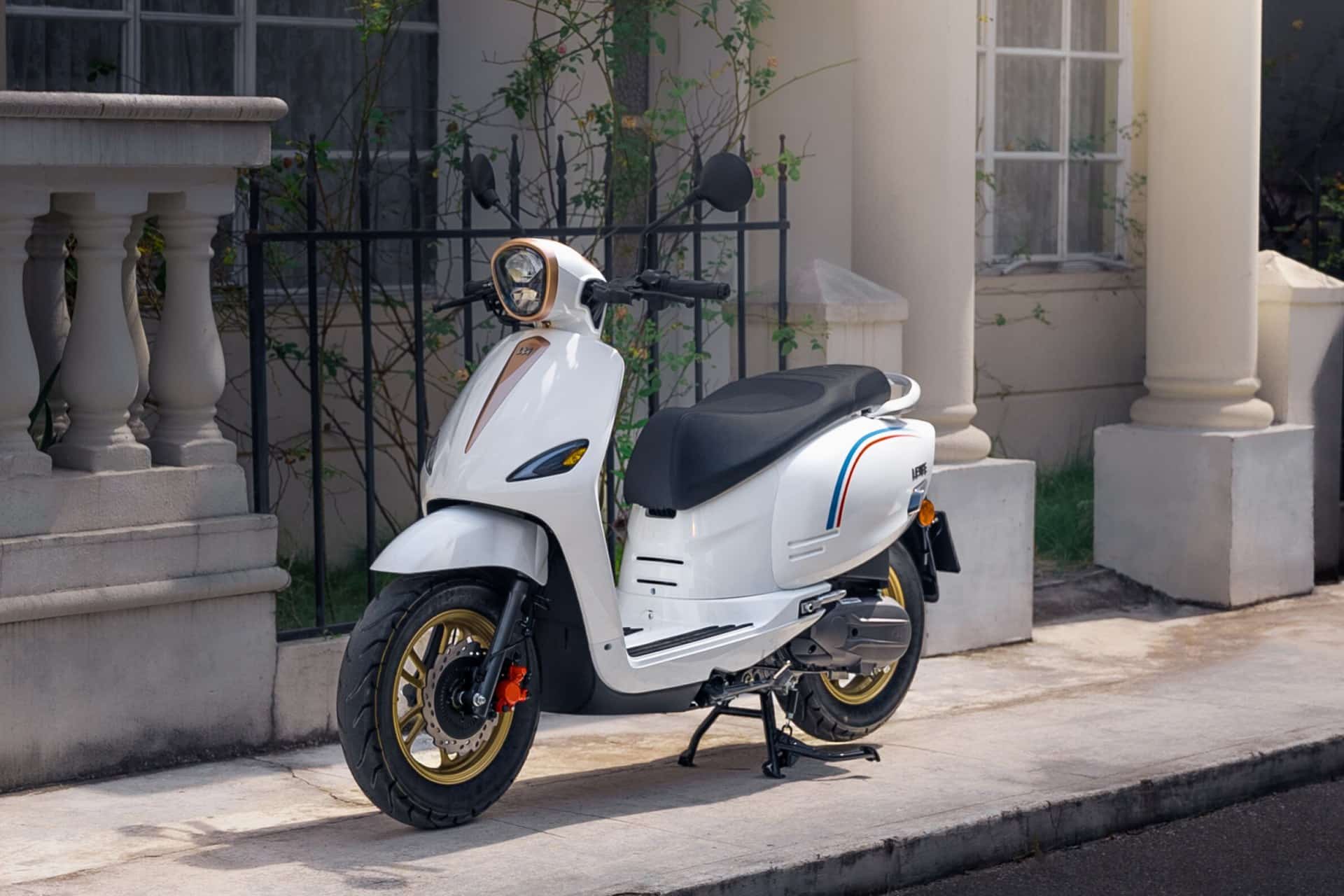 LETBE Neon 125 cc 2025