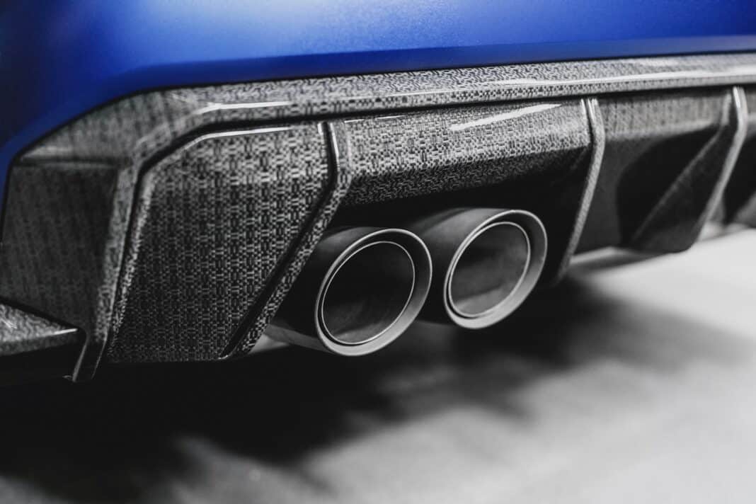 BMW Group empezará a usar compuestos de fibras naturales en sustitución de la actual fibra de carbono