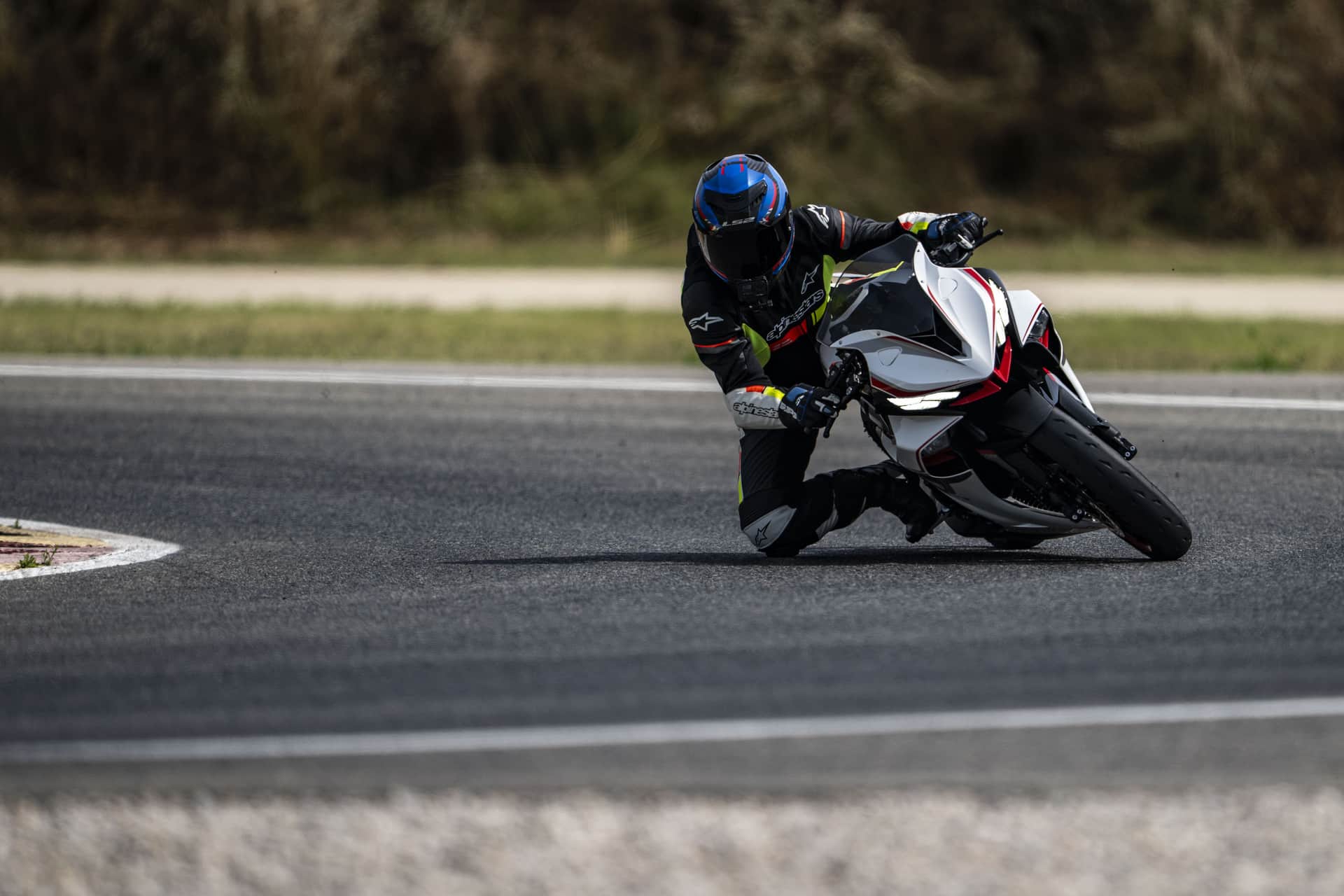 Prueba Zontes 703 RR 2025