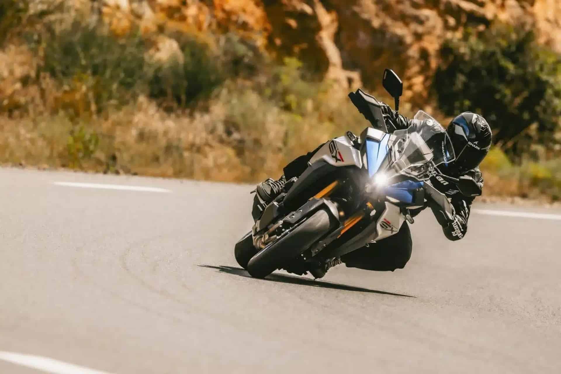 Suzuki GSX-S1000GX 2025