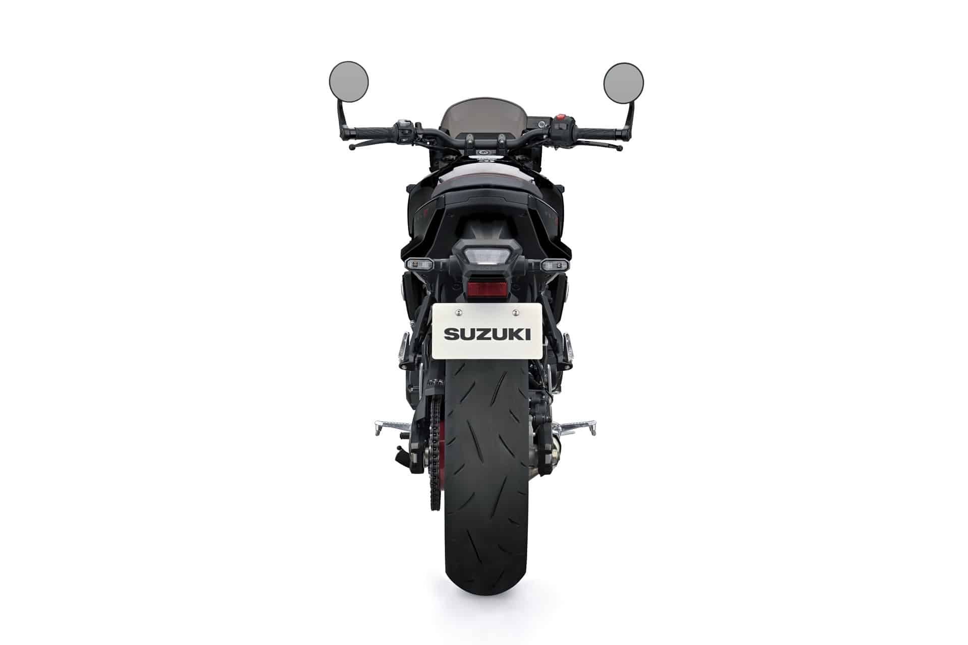 Nuevas Suzuki GSX-8TT y GSX-8T: “Atemporalidad tecnológica” con sabor Old School