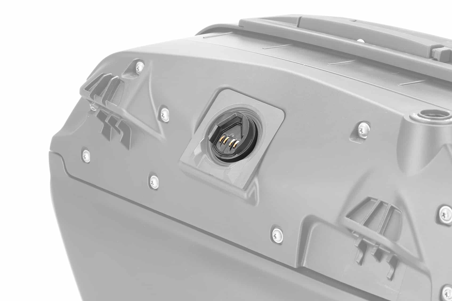 NAD presenta sus nuevas maletas para la BMW R 1300 RT y R 1300 RS
