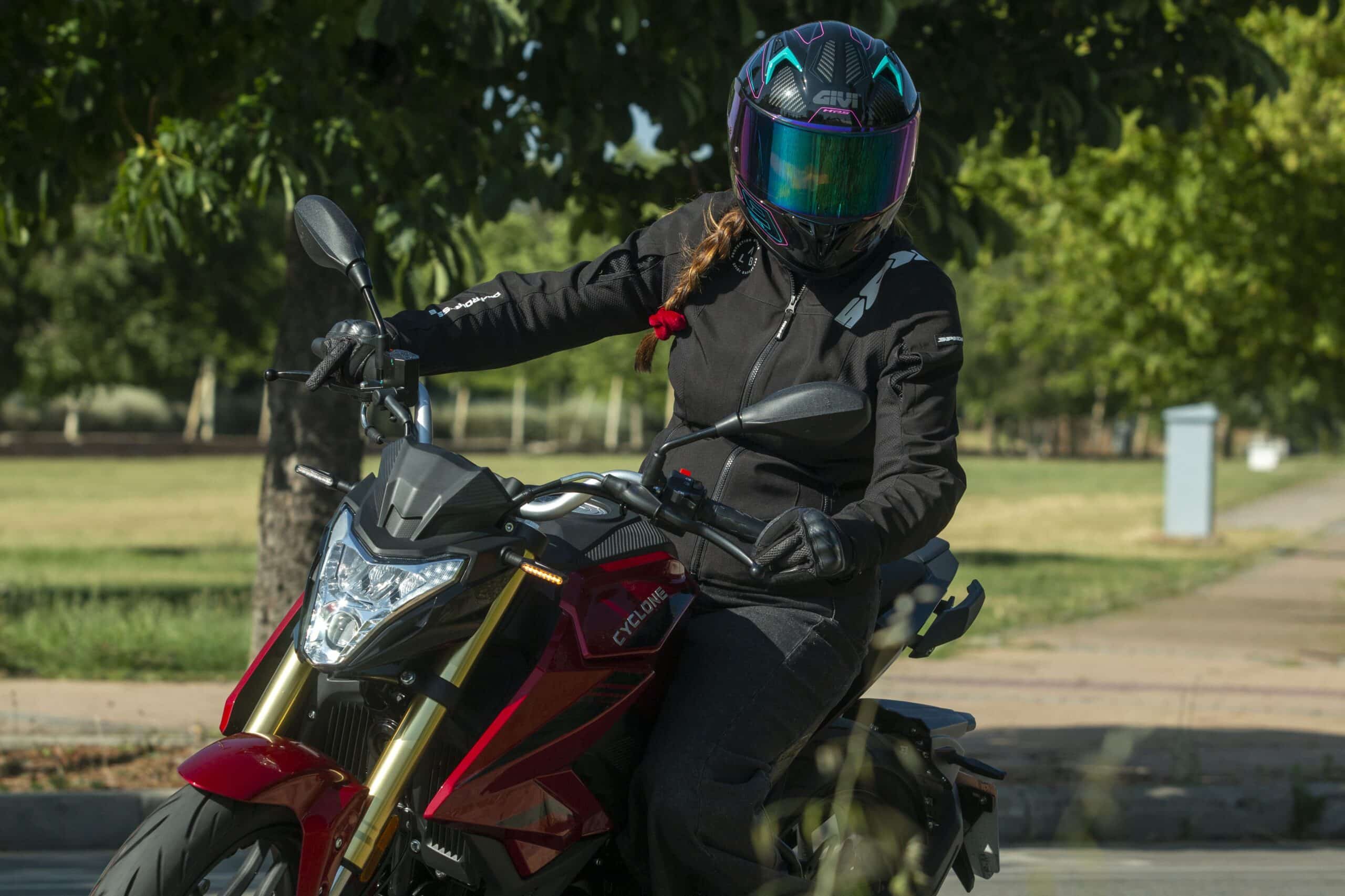 Prueba Cyclone Battlo 125 2025