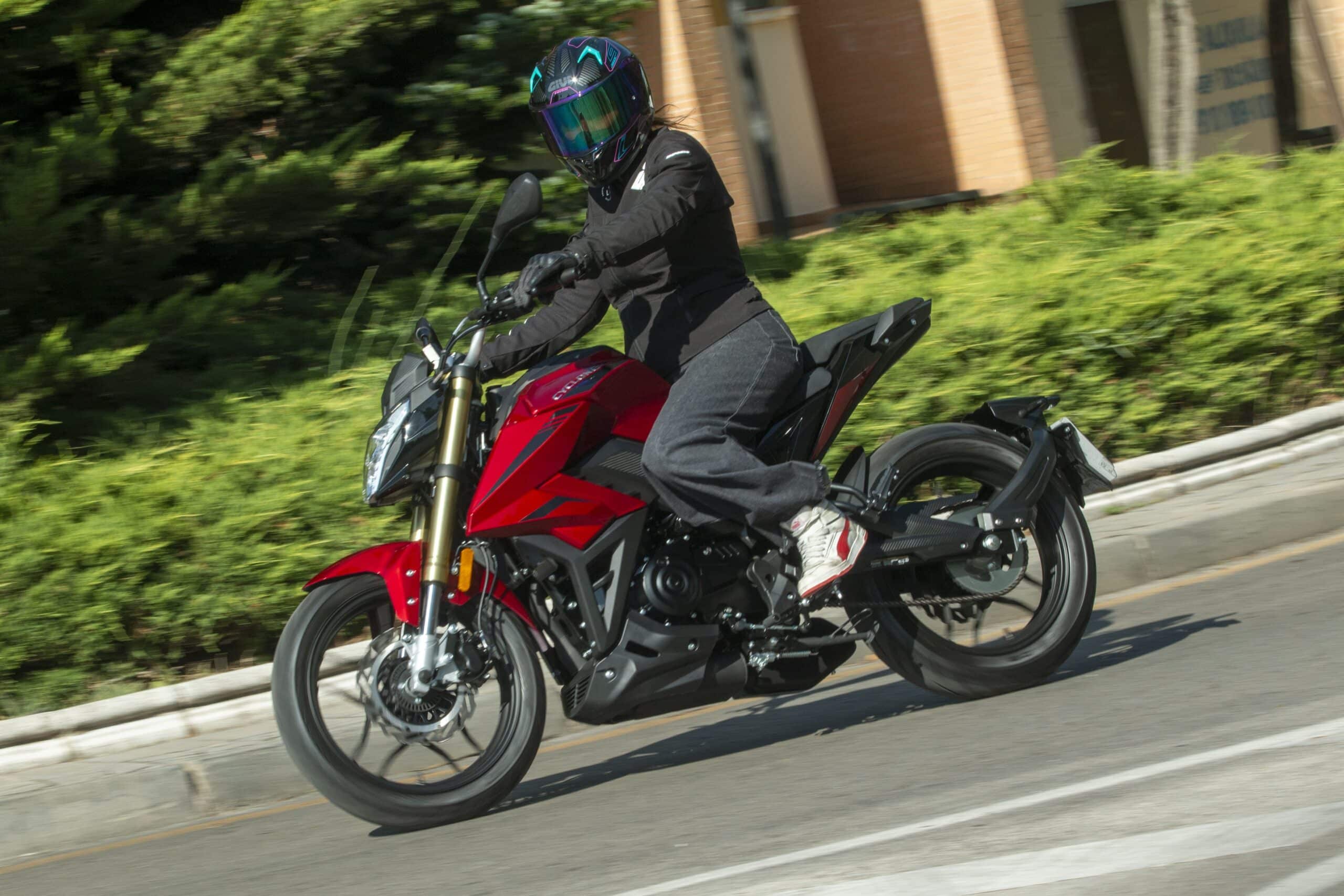 Cyclone Battlo 125