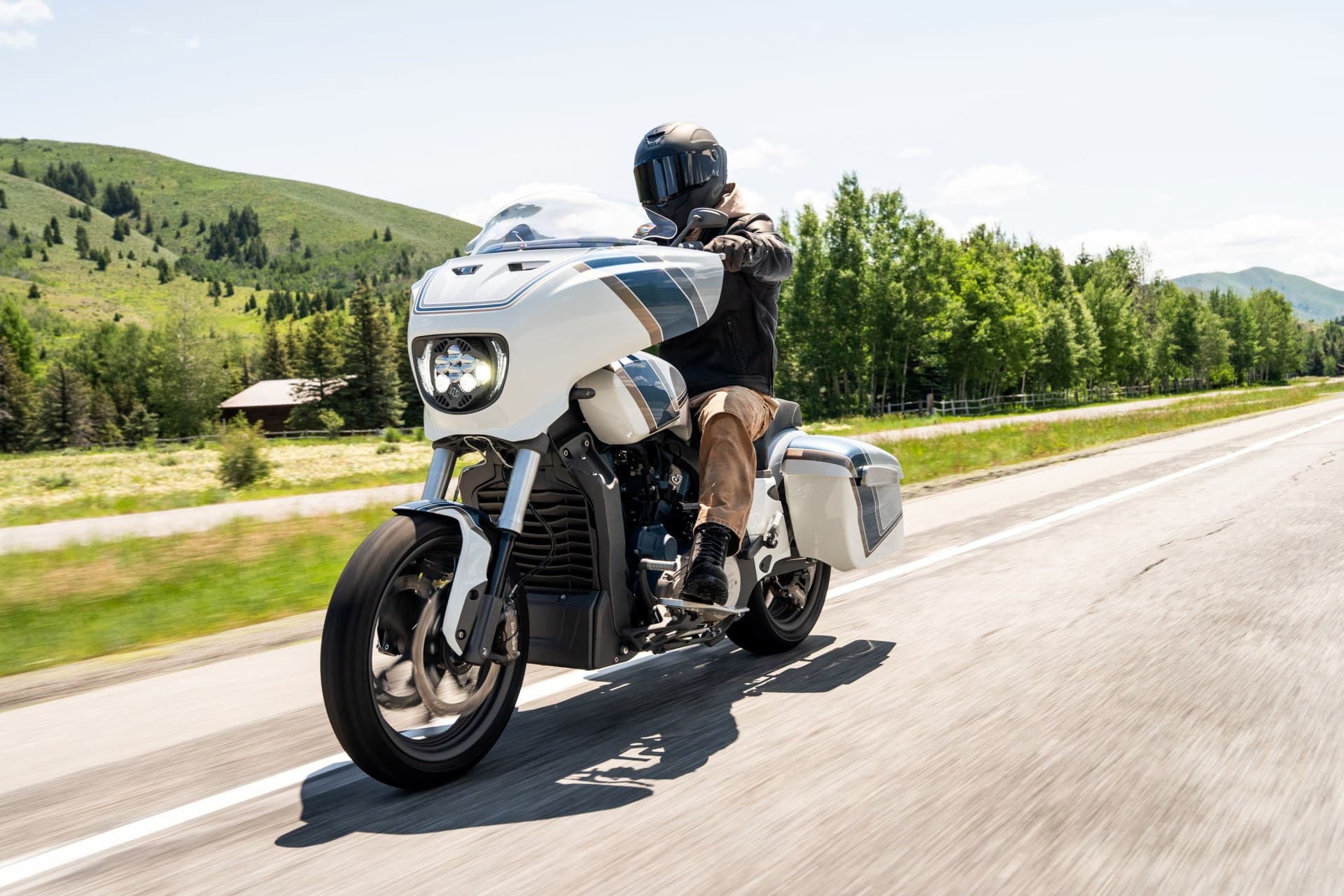 Indian Chieftain PowerPlus Forever Rad Tyler Hubbard Forged