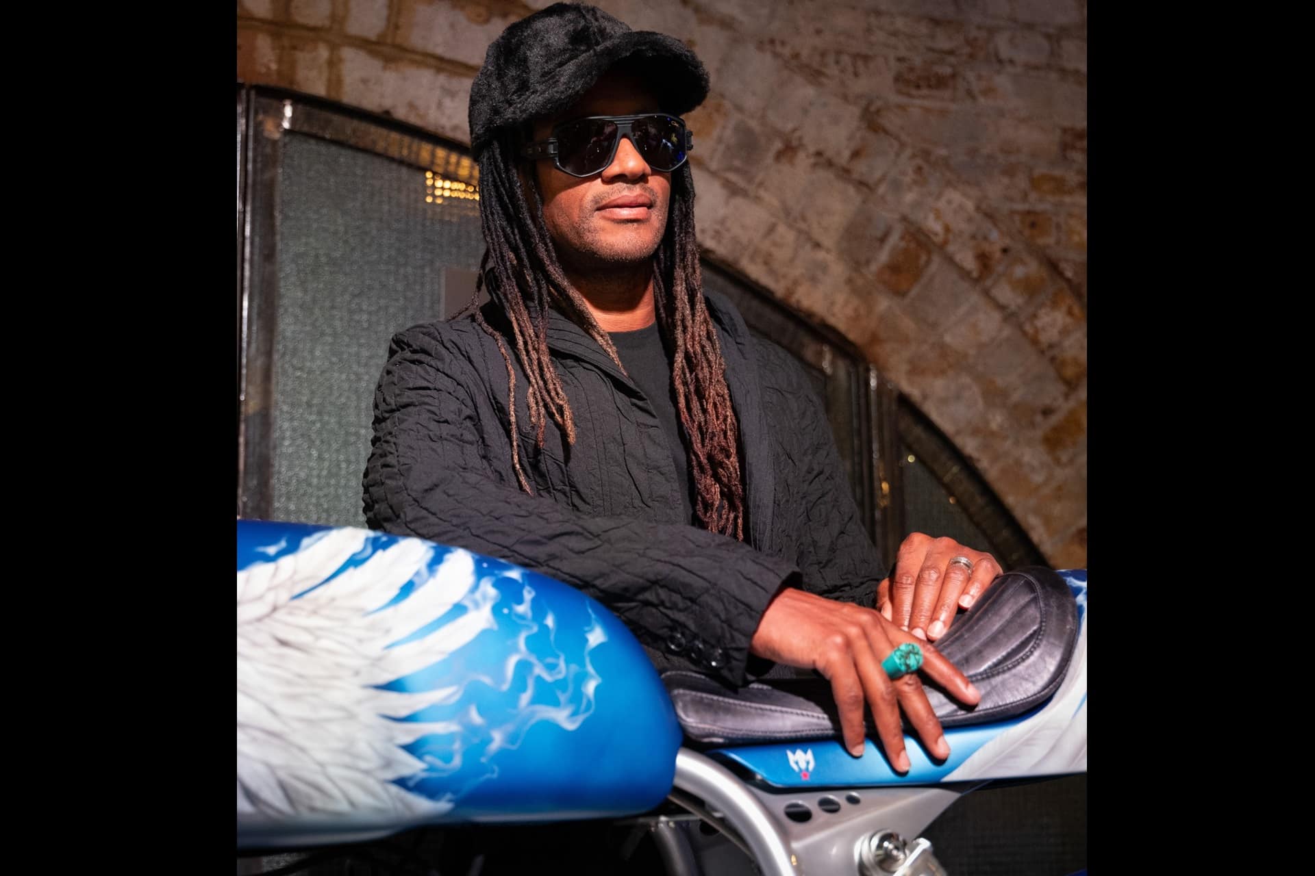 Presentada oficialmente “Wings of Freedom”, la moto de Renard Motorcycles en colaboración con Maxim de The Prodigy