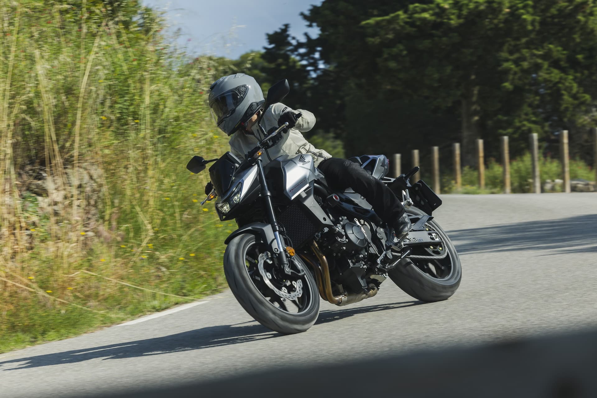 Prueba Honda CB750 Hornet 2025