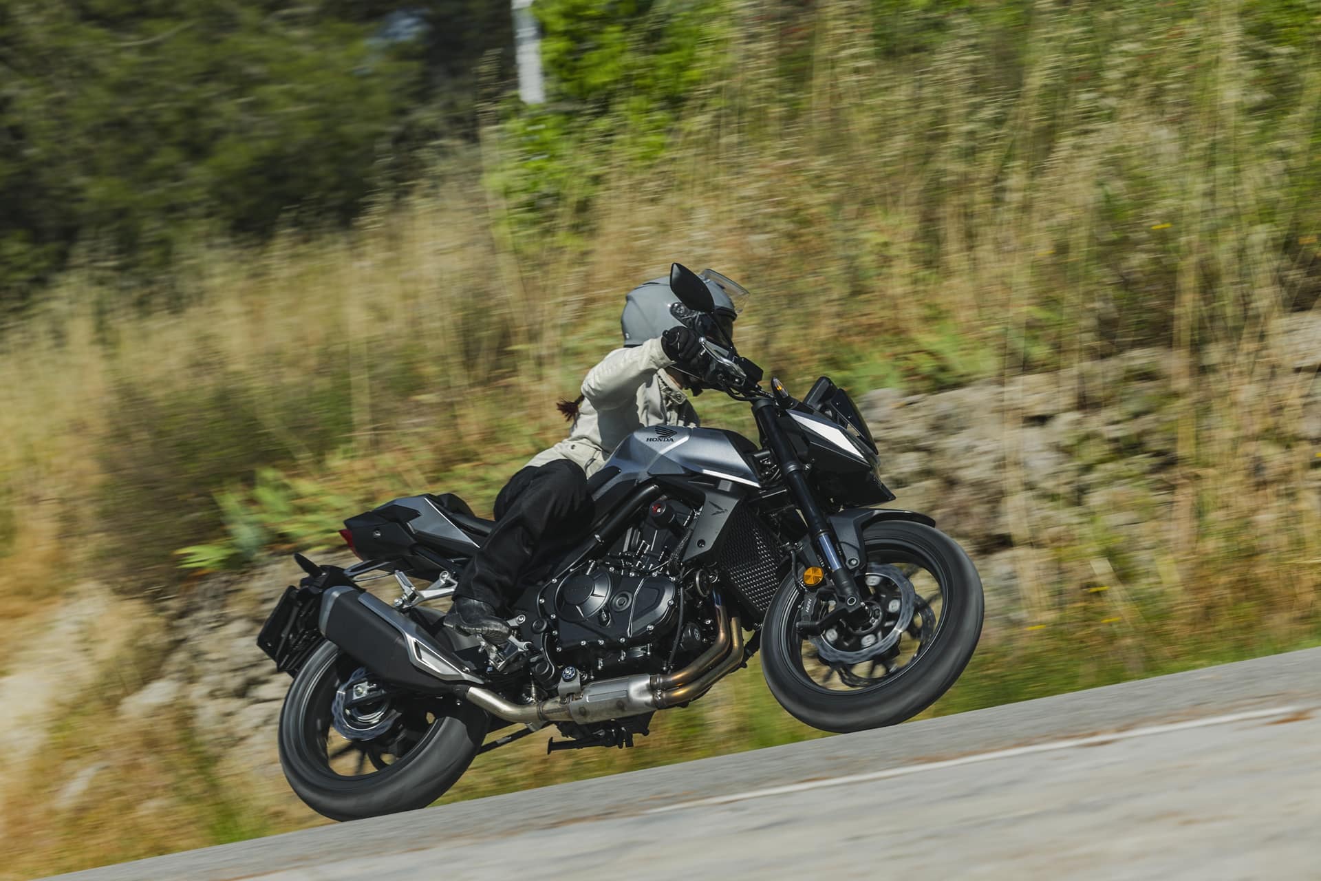 Prueba Honda CB750 Hornet 2025