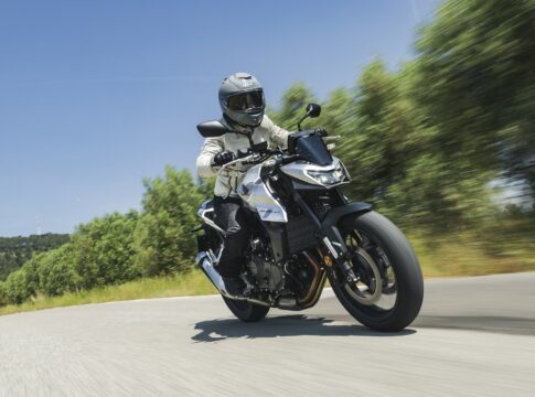 Prueba Honda CB750 Hornet 2025