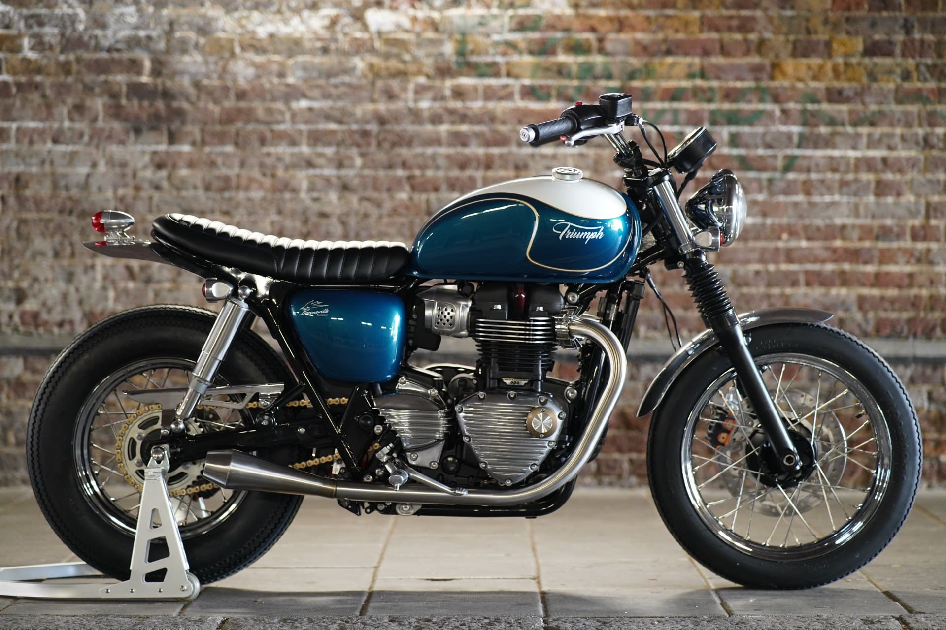 Triumph Originals 2025