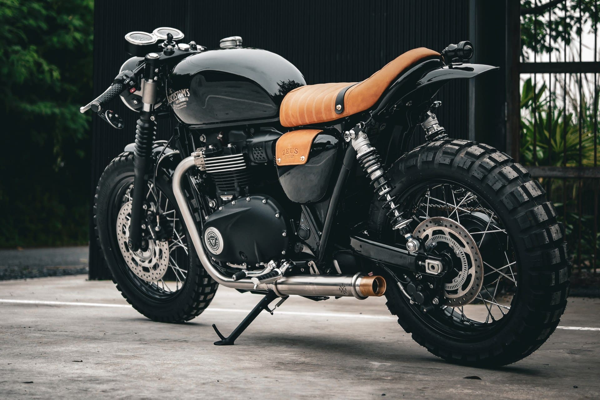 Triumph Originals 2025