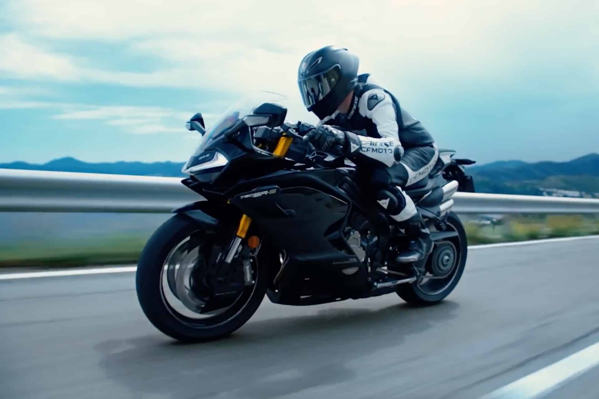 CFMoto presenta oficialmente su nueva 750SR‑S: 111 CV, 80 Nm y 230 km/h