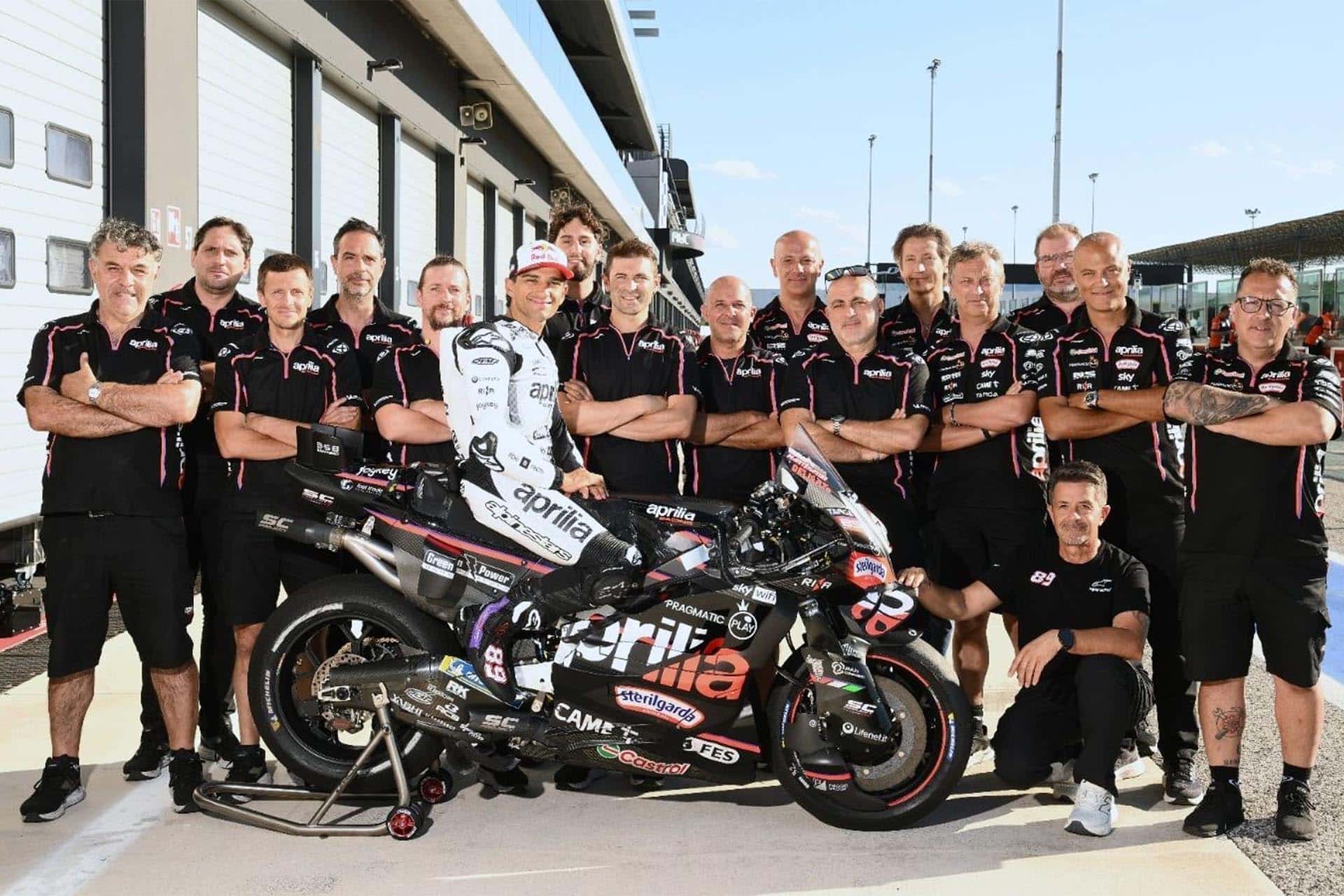 Martín y su equipo, algo que solamente hemos visto en un GP este año