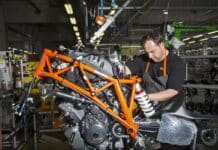 KTM descontinua el X-Bow y se centra en lo que mejor se le da hacer: Motos