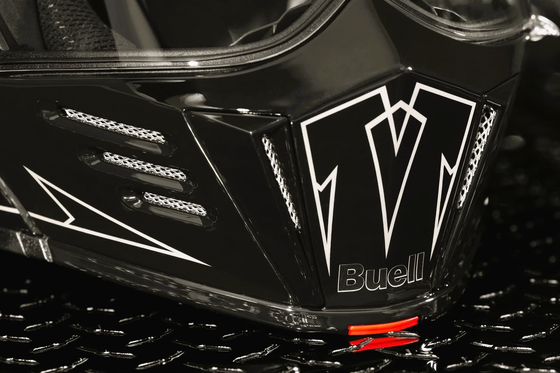 Simpson x Buell: La marca yanqui no solo estrena nueva gama de motocicletas, también su propio modelo de casco