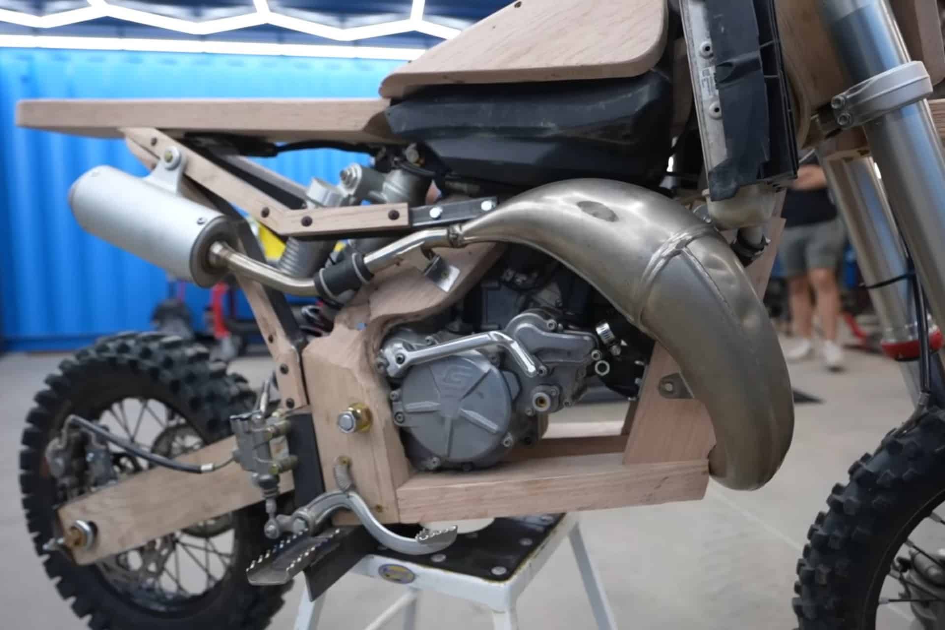 Cboys Chasis de madera y mecánica GasGas