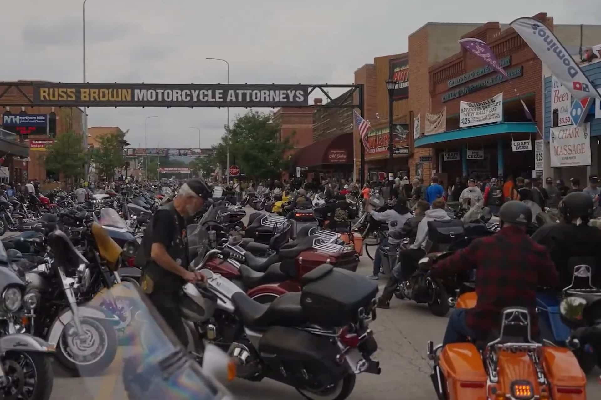 Colby Raha récord mundial de salto Harley-Davidson