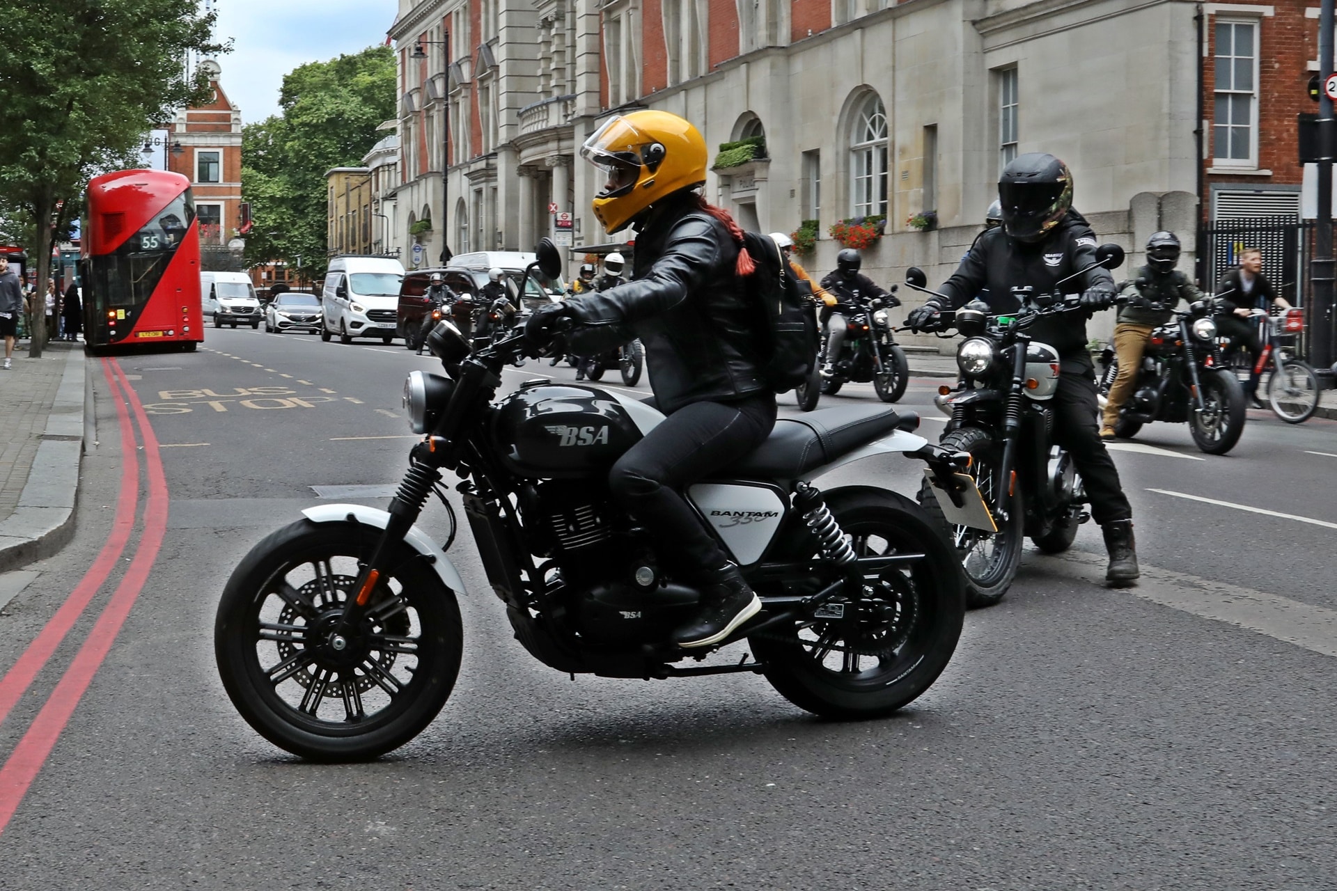 Prueba BSA Scrambler 650 y Bantam 350