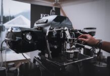 Big Coffee Boxer: La cafetera de diseño destinada a los entusiastas de las motos y amantes del espresso