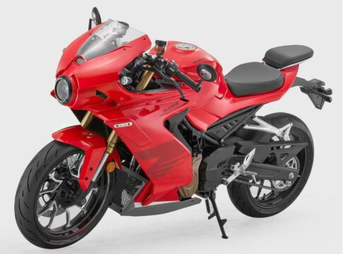 QJMotor MV Agusta Superveloce Super4