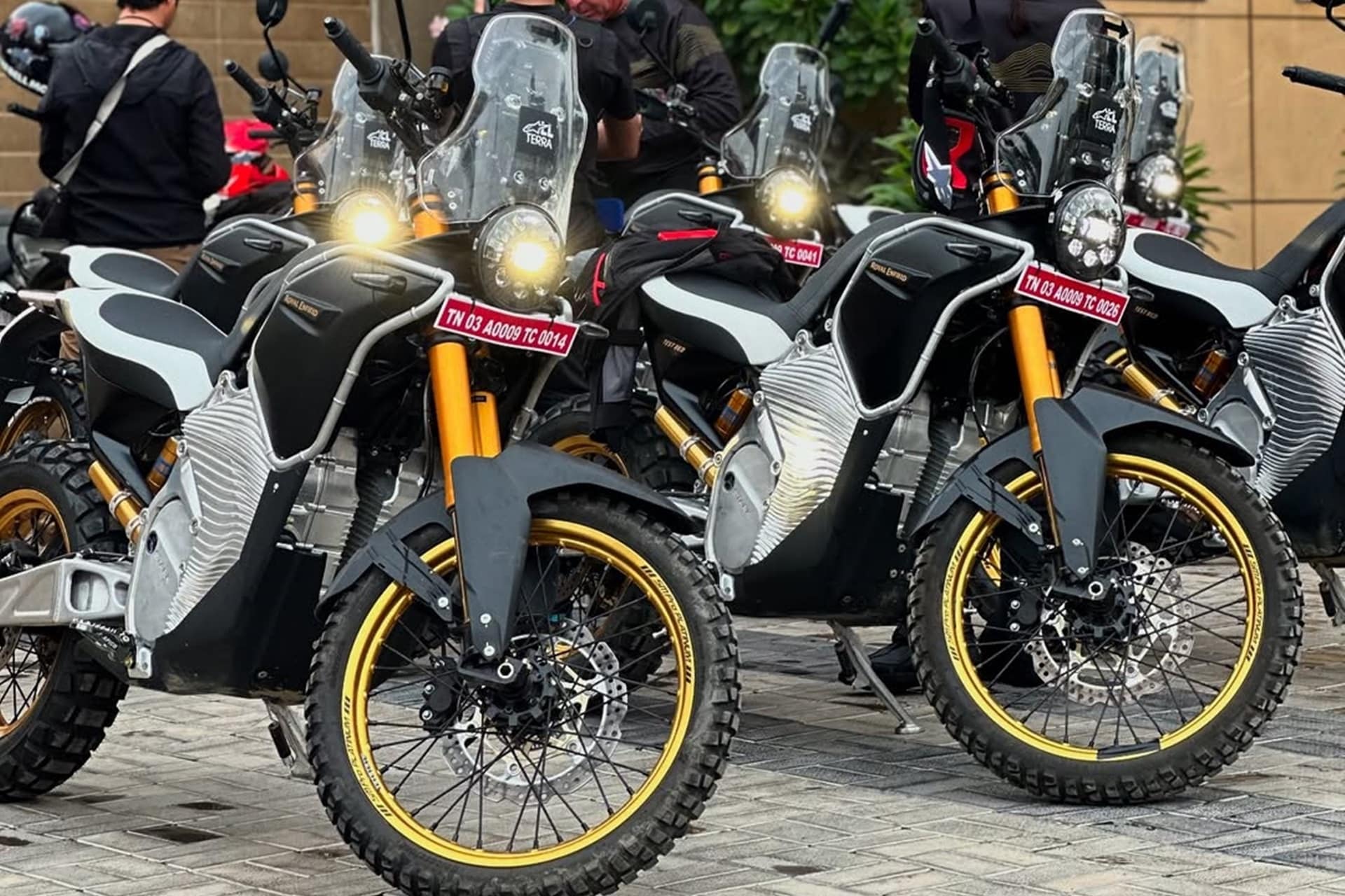 La futura Himalayan Electric se deja ver en su versión final más detallada hasta la fecha