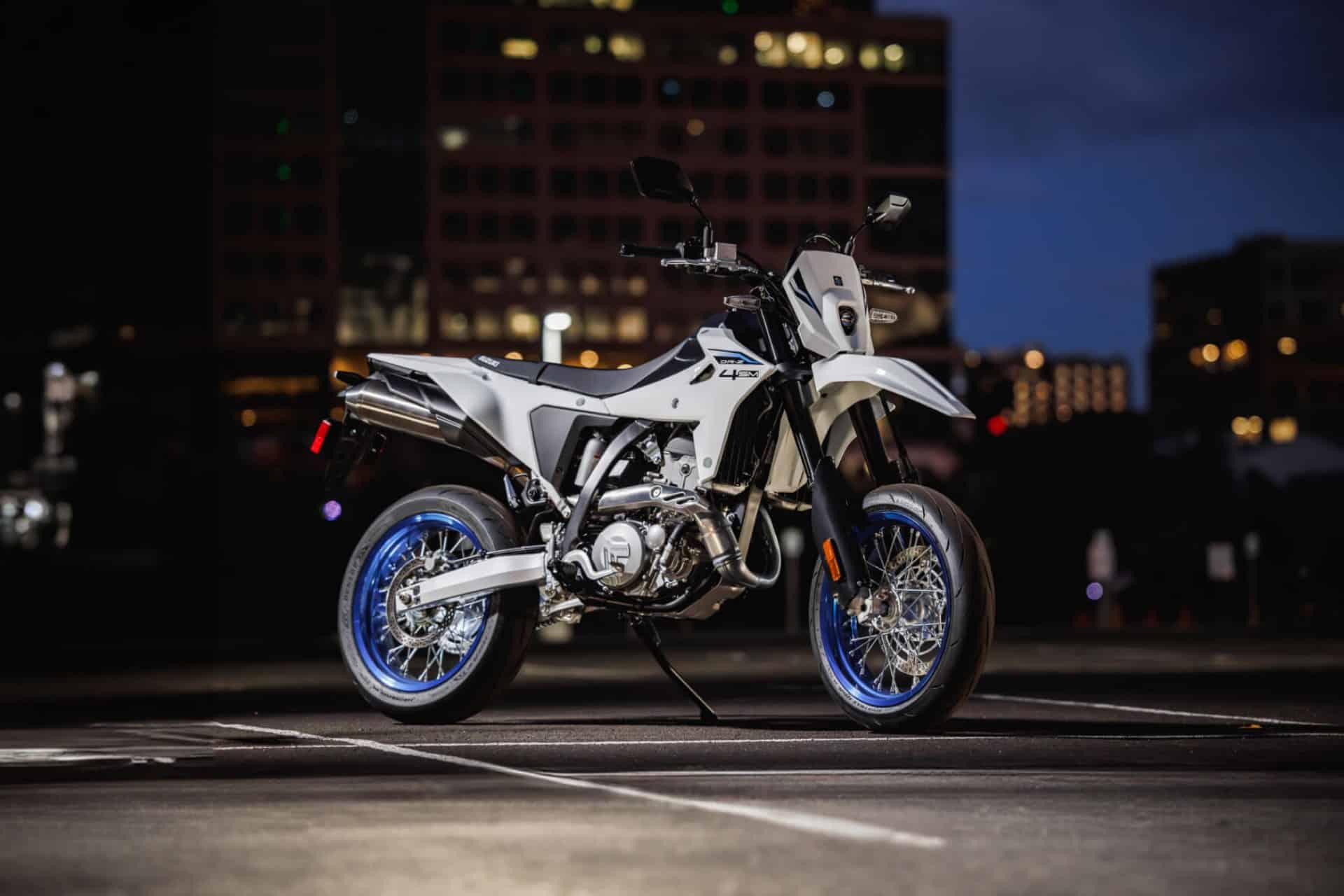 Suzuki DR-Z4SM 2025
