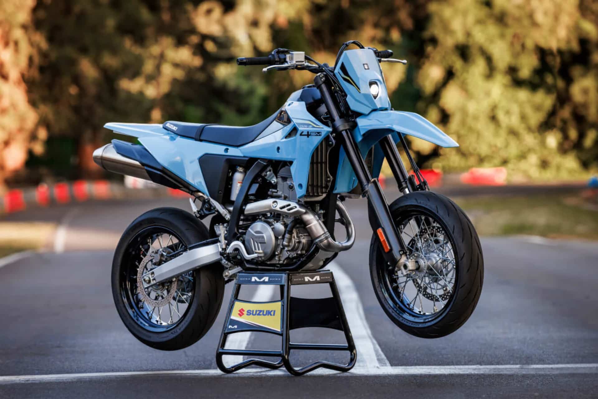 Suzuki DR-Z4SM 2025