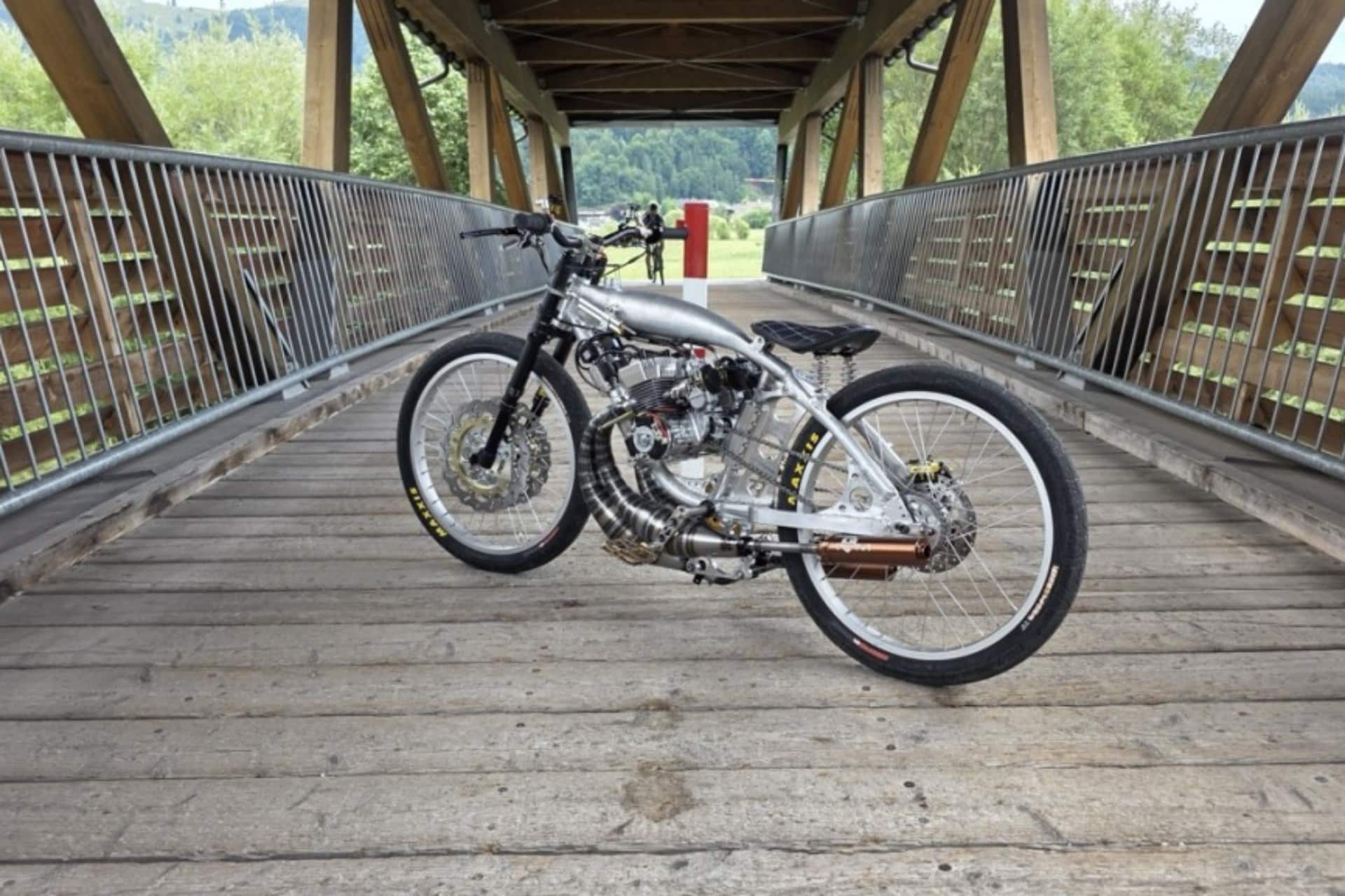 Triple Bike 3 cilindros 2 tiempos