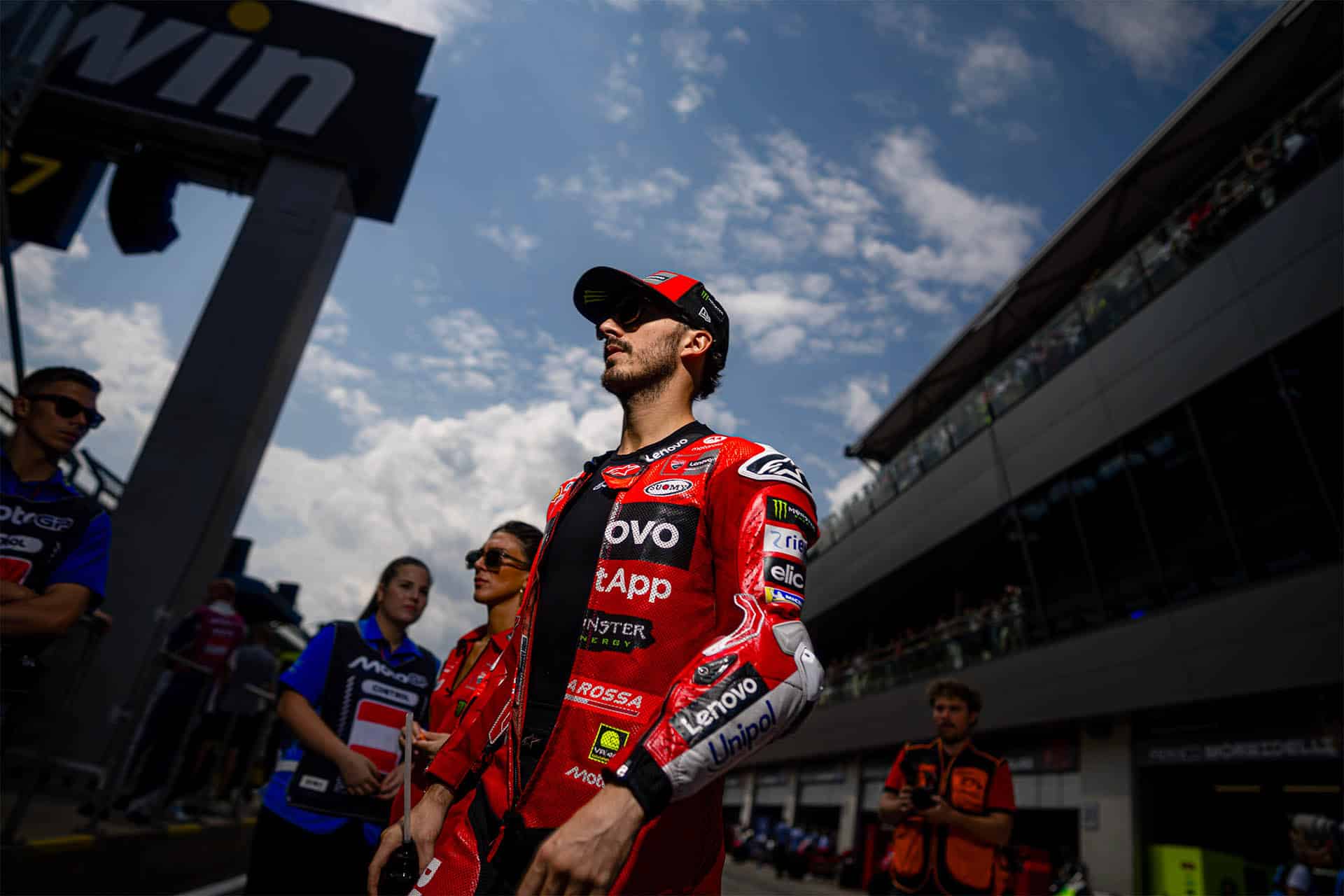Con dos títulos de MotoGP, Bagnaia es, tras Márquez el piloto más laureado de la categoría
