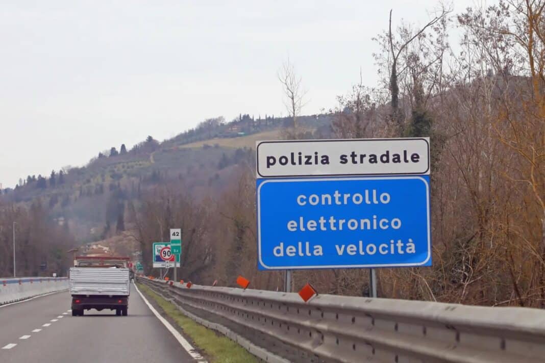 La burocracia italiana amenaza el funcionamiento de 10.000 radares en Italia