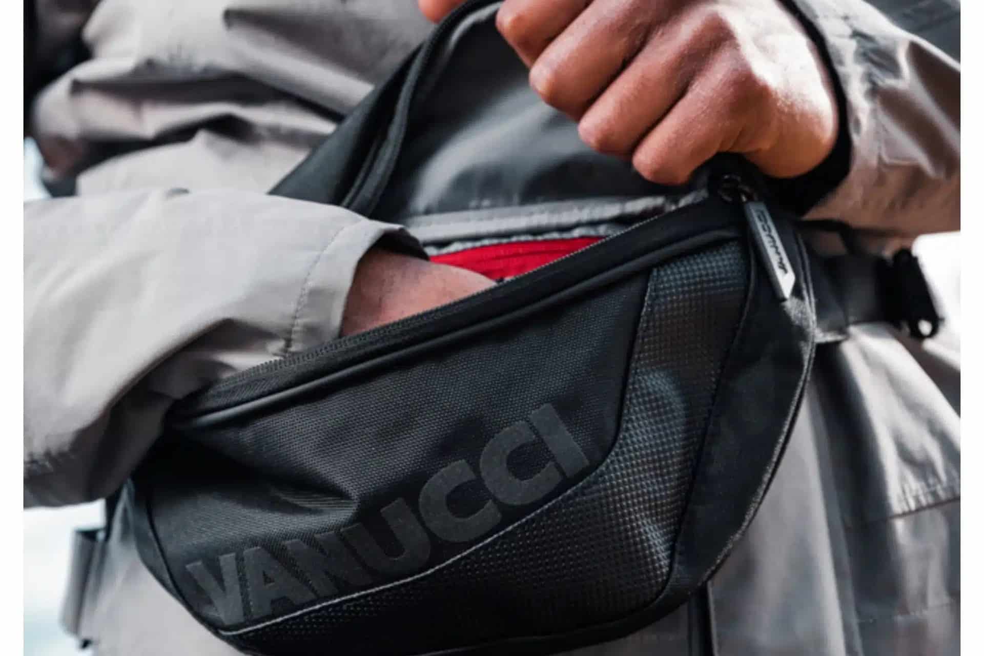 ¡Acelera! Esta semana cupón de 50 euros en "Rebajas de Verano" en Louis Moto