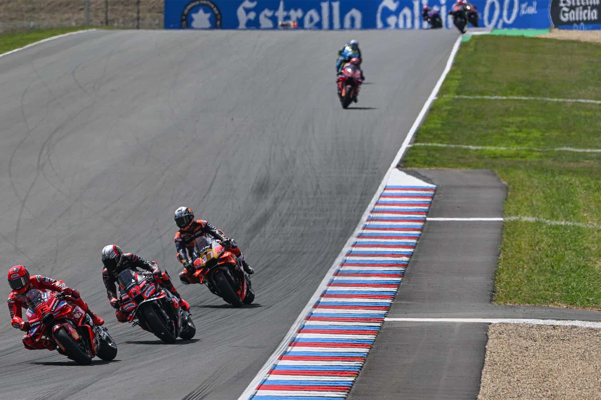 Ducati lidera, pero Aprilia Y KTM están más cerca