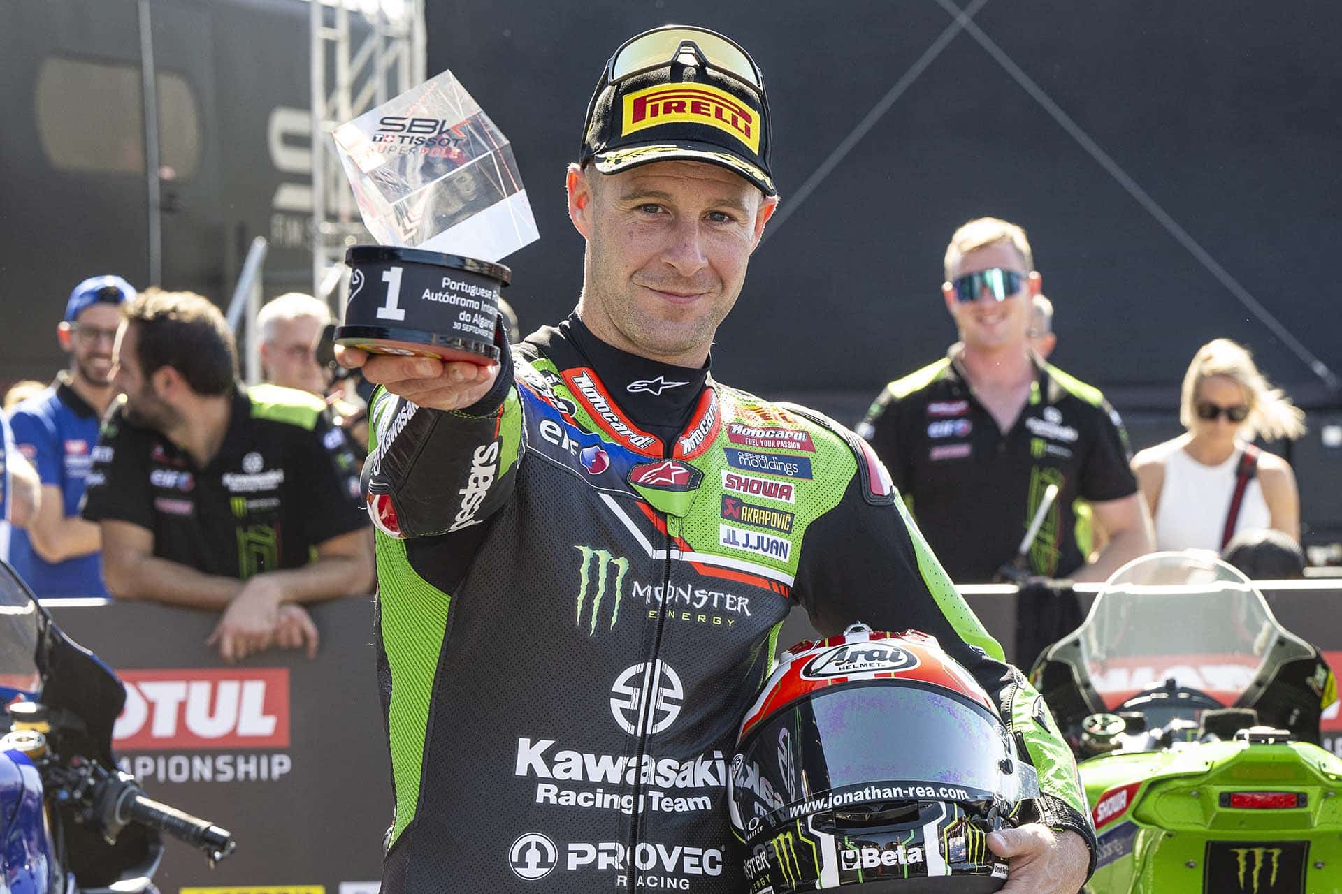Aun con una moto menos competitiva luchó por los puestos de cabeza mientras se mantuvo en Kawasaki