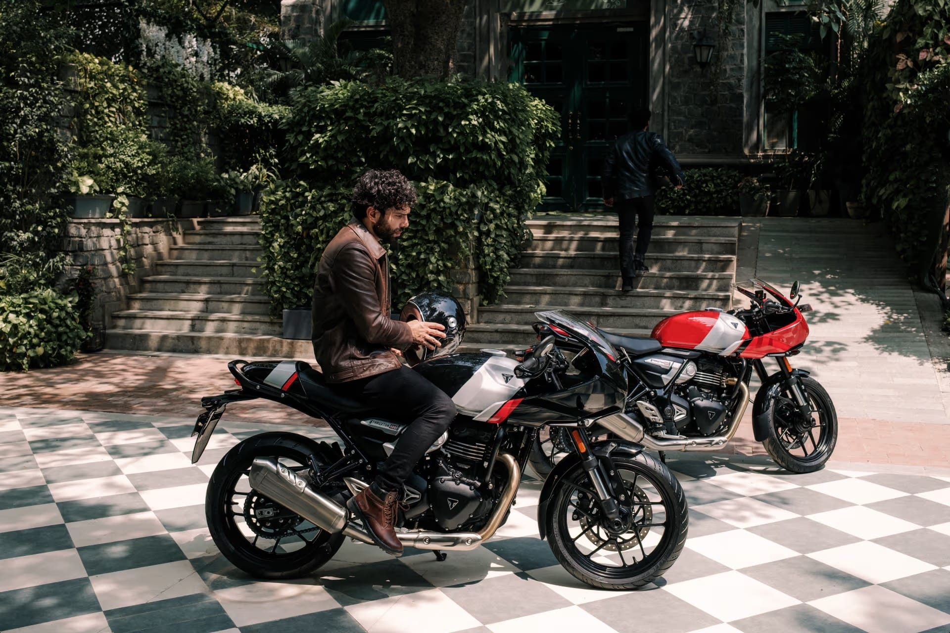 La burocracia india obliga a Triumph y Bajaj a desarrollar una nueva gama 350 de cara al próximo año