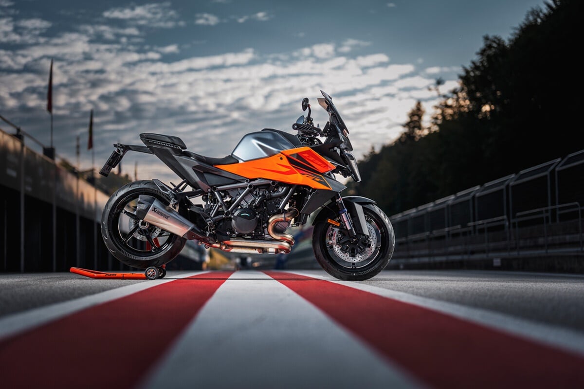 KTM anuncia una actualización en el calendario de producción de sus gamas Street y Adventure