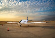 Kawasaki Motors firma un acuerdo de colaboración con la startup búlgara Dronamics para la fabricación de propulsores destinados al sector de la aviación