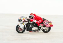 Tyler O'Hara a bordo de la Indian Challenger establece un nuevo récord de velocidad en las Salinas de Bonneville